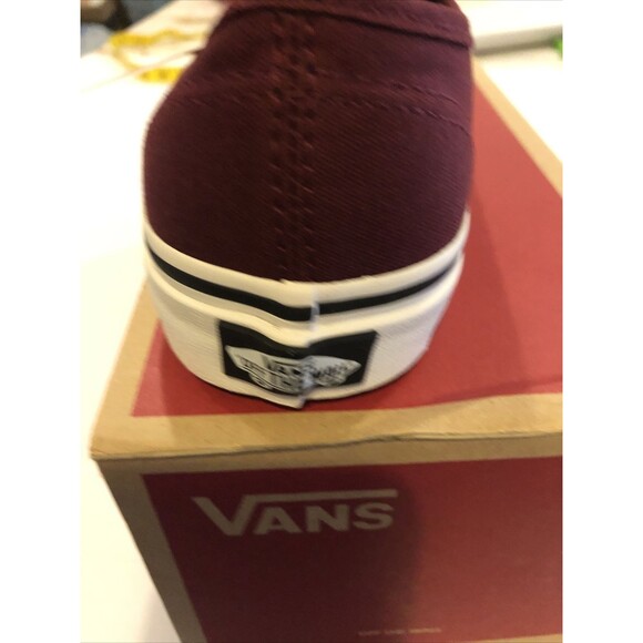 NEW Vans Men\'s Classic Sneakers Canvas Shoes 6.5   in Box Lace up main image 5